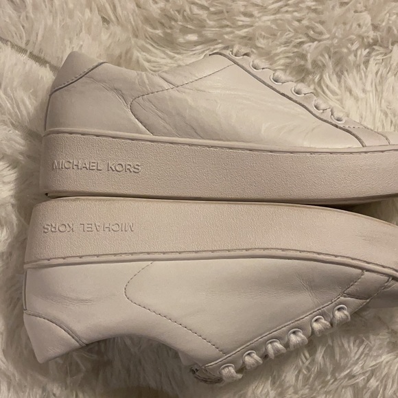 MICHAEL KORS WOMENS LEATHER SNEAKERS COLOR WHITE 6 - Picture 5 of 16